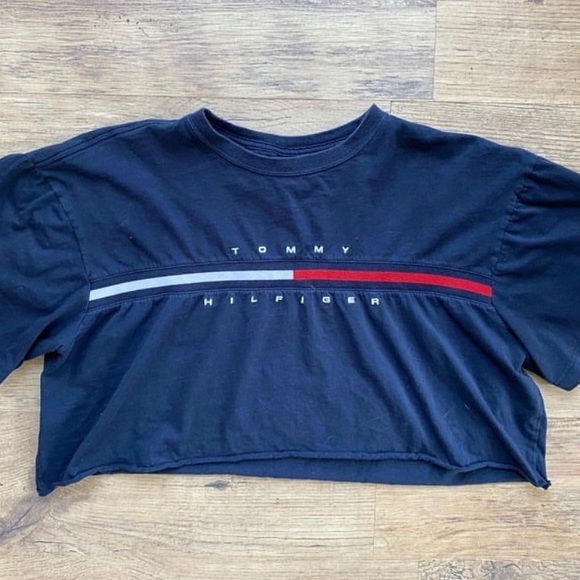 Tommy Hilfiger Crop Top - Picture 1 of 2